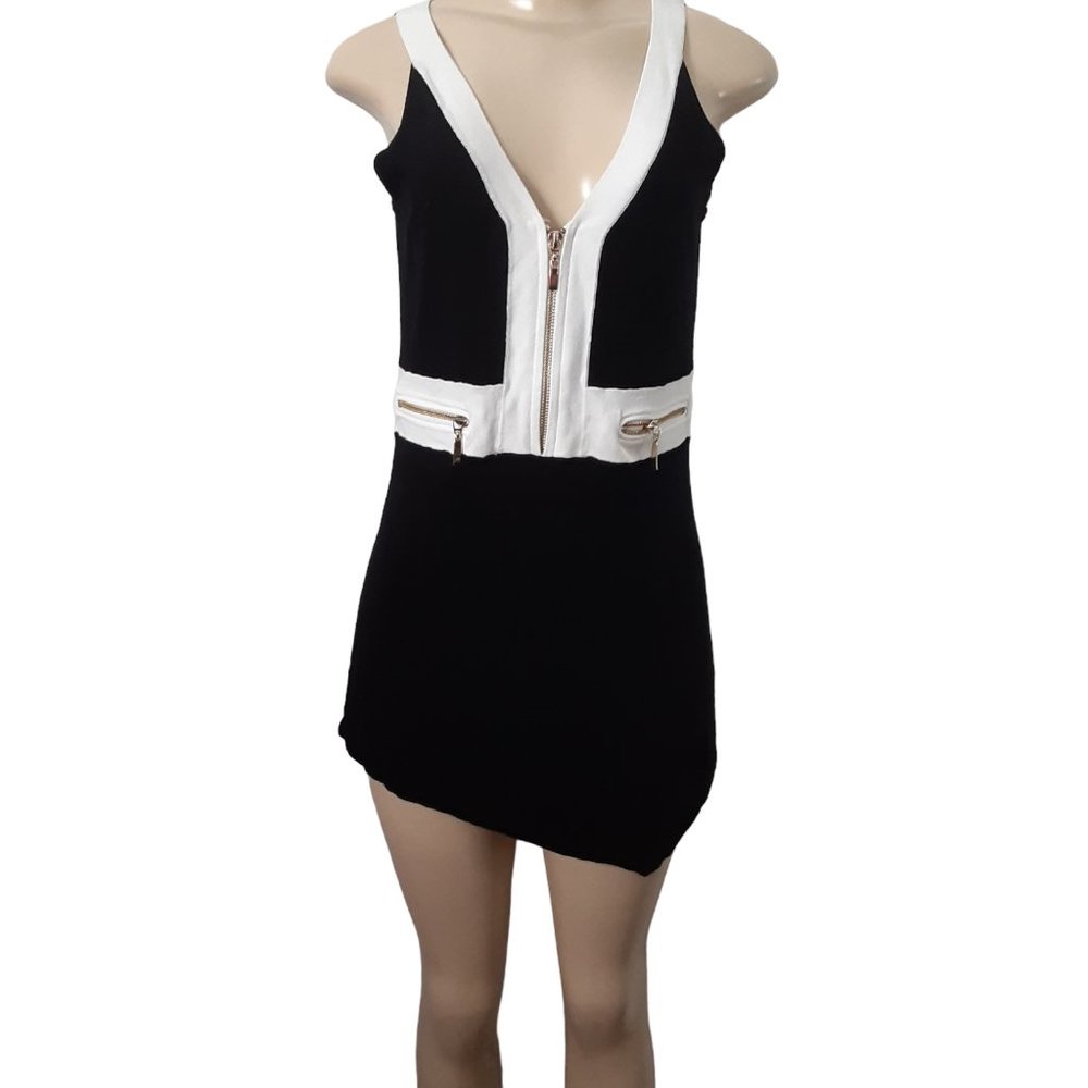 VENUS Black and White Zip-Front Tank Tunic